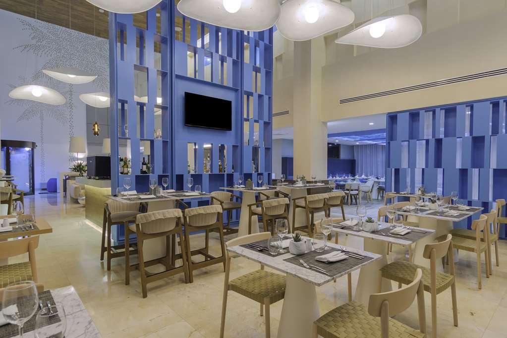 NH Cancun Airport Restaurante foto